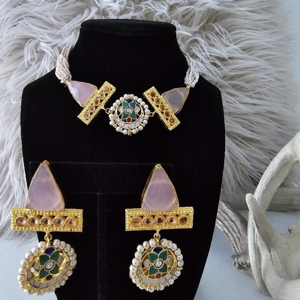 Elegant Gold and Pink Jewelry Set